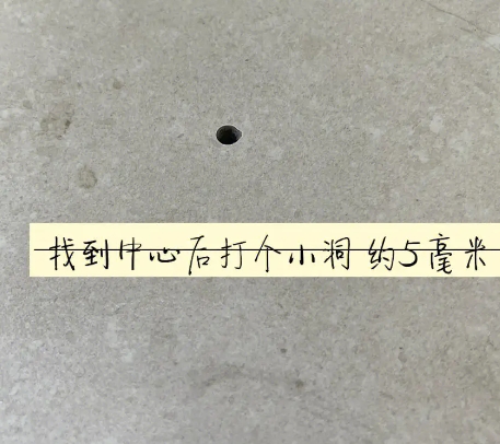 平乡瓷砖空鼓维修公司专业解答在瓷砖铺贴过程中，如果砂料搅拌不均匀，将会带来以下问题